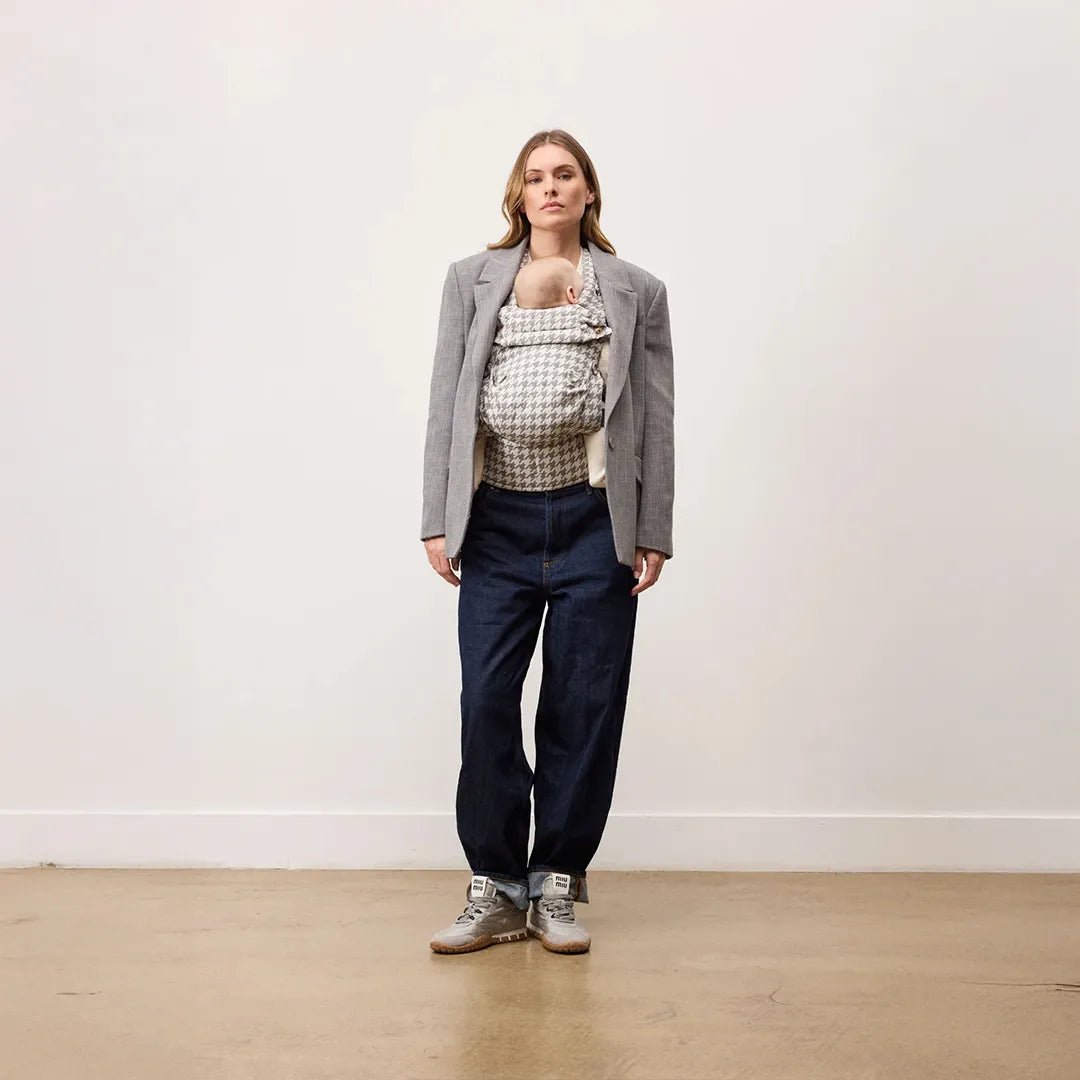 Minuvy Embrace Baby Carrier - Soft, Secure & Ergonomic - Minuvy Shop Baby