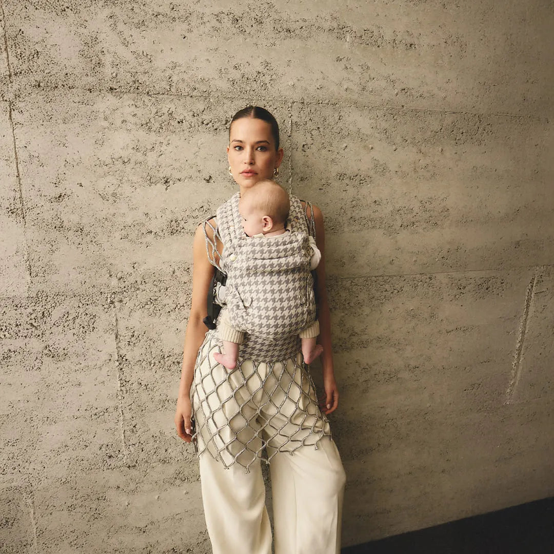 Minuvy Embrace Baby Carrier - Soft, Secure & Ergonomic - Minuvy Shop Baby